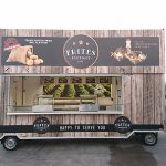 All_Signs_belettering_foodtruck_FritesBoutique Beletterin van een foodtruck van Frites Boutique