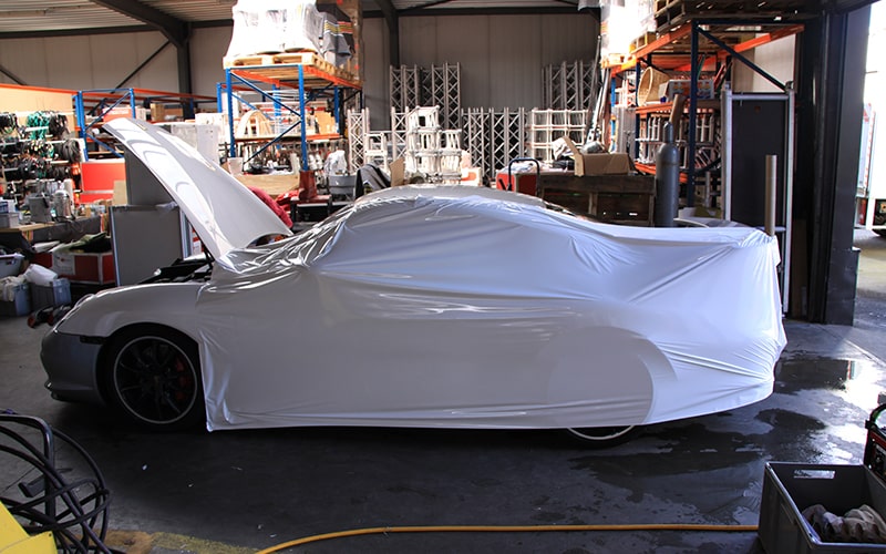 carwrap van porsche GT3 in het wit